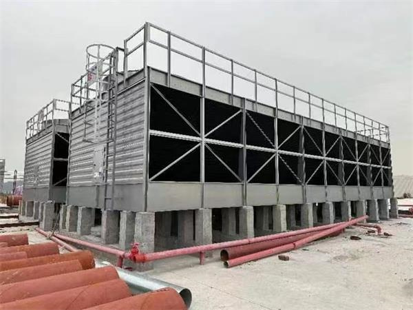 圓形冷卻塔的配水和噴濺裝置,圓形逆流式冷卻塔